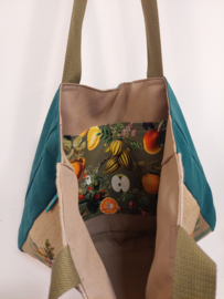 Tas stilleven