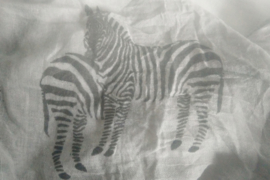 Grijze sjaal met zebra