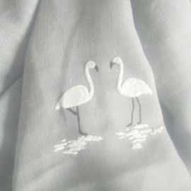 Grijze sjaal met flamingo's