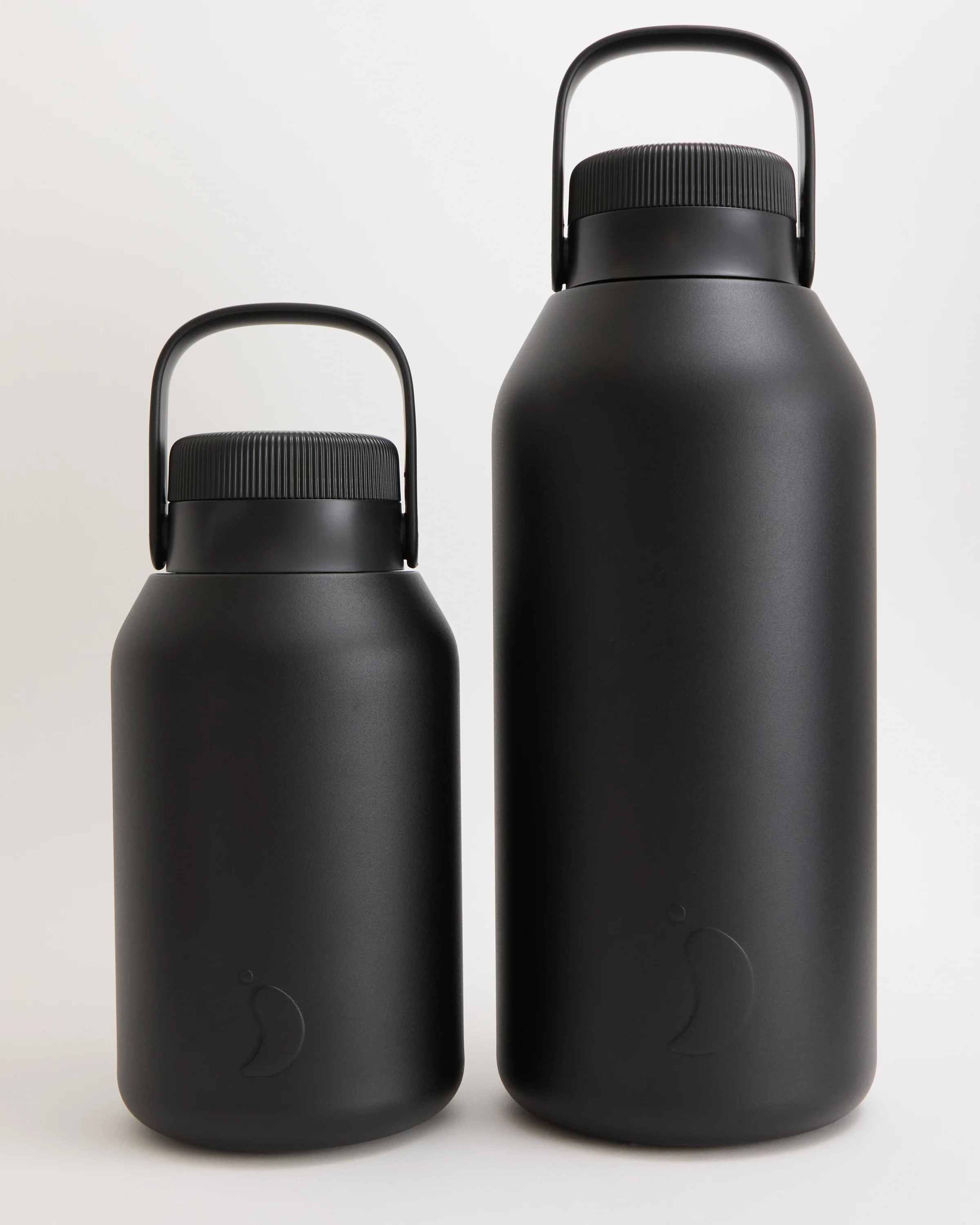 Chilly's Bottle Series 2 - All Abyss Black - 2000 ml