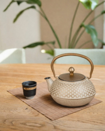 Theepot 'Jiangxi' - Gietijzer 0,7 liter Beige - Bredemeijer