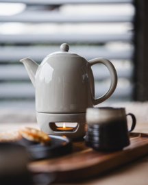 Theepot 'Viborg' met warmer 1,2 liter - Warm Grey - Bredemeijer