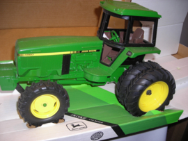 E05709CO JD 4960 FWA Tractor