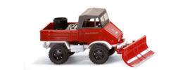 W86107 Unimog 411 sneeuw