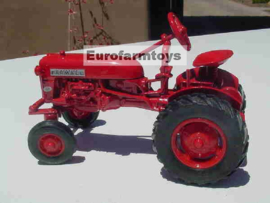 E00652 CIH Farmall CUB
