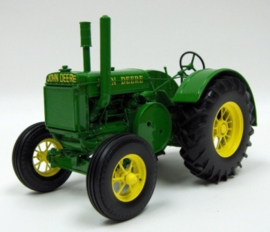 E15946 JD  D Tractor Unstyled