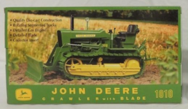 E16073 JD 1010 Crawler + Blade