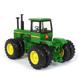 B45795 JD  8430 + duals