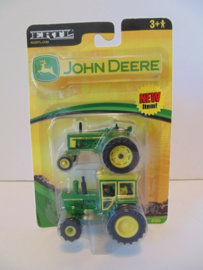 E37433/35379 JD Tractor Set