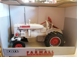 E00250 CIH Farmall Super A