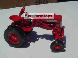 E00652 CIH Farmall CUB