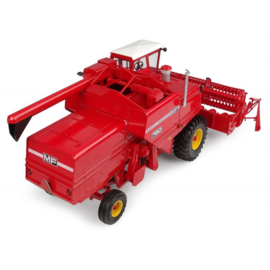 UH6329 Massey Ferguson 760 combine