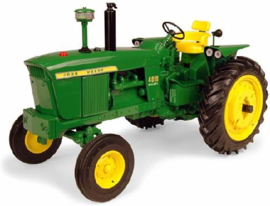E15168 John Deere 4010