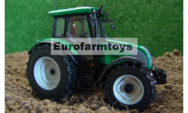 UH2626 Valtra C groen metalic