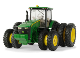 B45568 JD 8400R Replica