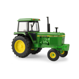 B45921 John Deere 4240