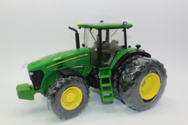 E45239 John Deere 7730