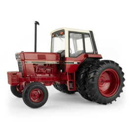 E44356  IH 1086 Tri-stripe Prestige