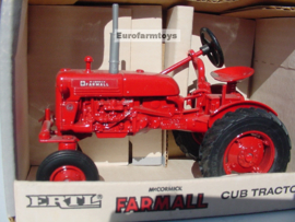 E00689DA CIH Farmall CUB