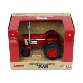 B44225 IH 1568 V8 open