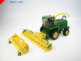 B15593 John Deere 7500 Harvester