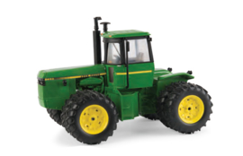 B45586 JD 8450 4WD