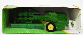 E05911 JD 348 Square Baler