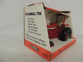 E00421TA  CIH Farmall 706