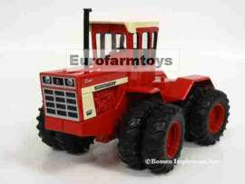 B14570 IH 4366 4WD showmodel