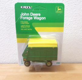 E00567 JD Forage Wagon