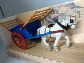 B09499 Paard + kar regenboog