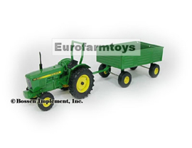 E15539 JD 950 + Barge Wagon