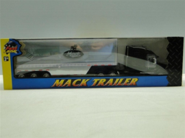 NFL12043 Mack Vision Trailer