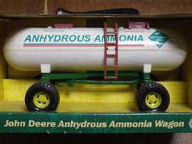 E15010 JD Ammonia Wagon
