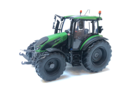 UH6441 Valtra G135 Unlimited green