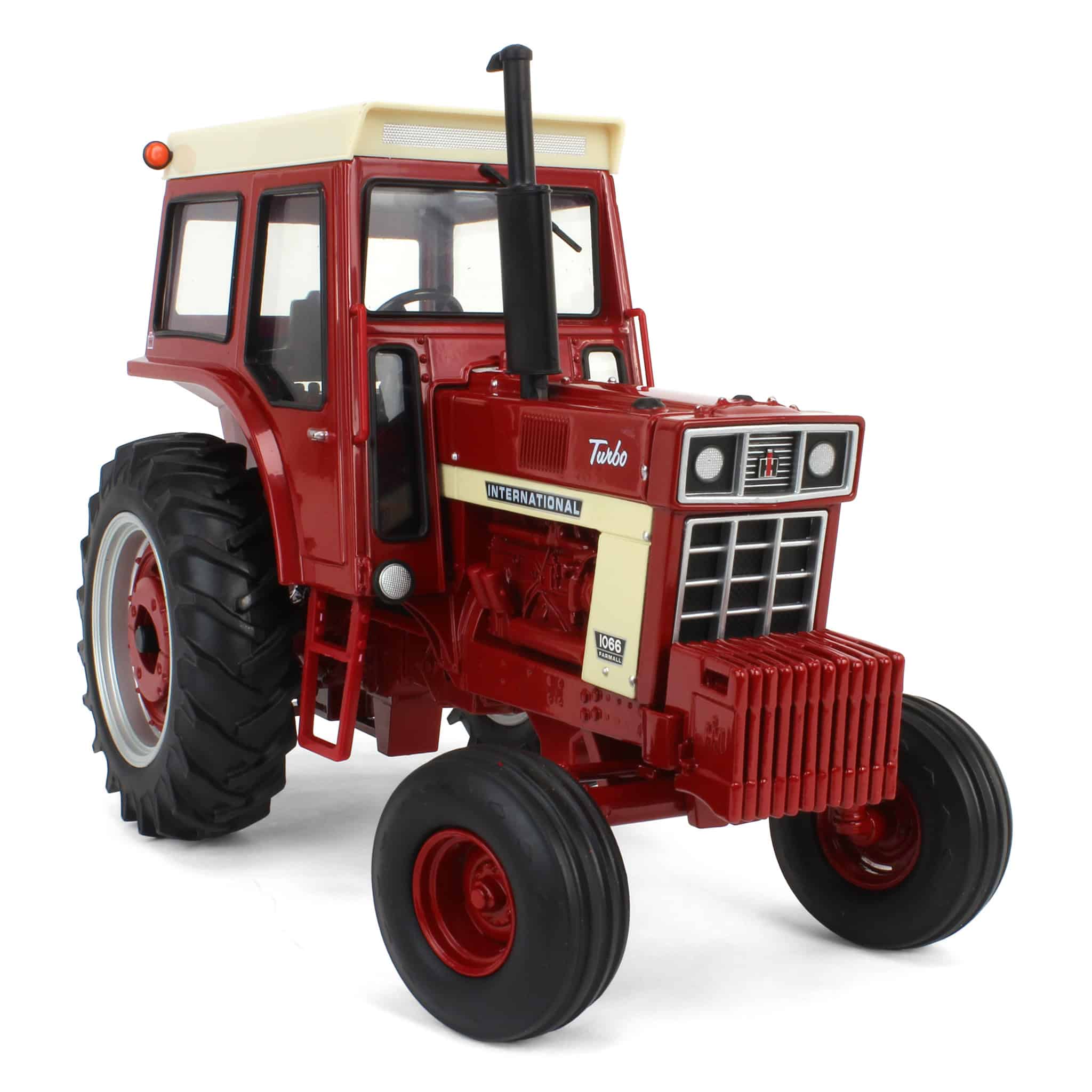 E44422 IH 1066 + cab