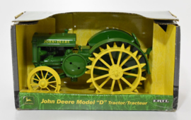 E05179 JD D Tractor