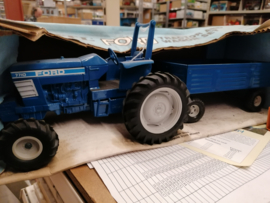 E00821B 80% Ford 7710 + Wagon