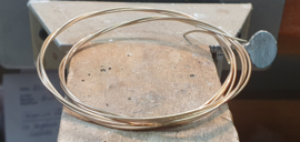 Collier gemaakt van oud goud en steen