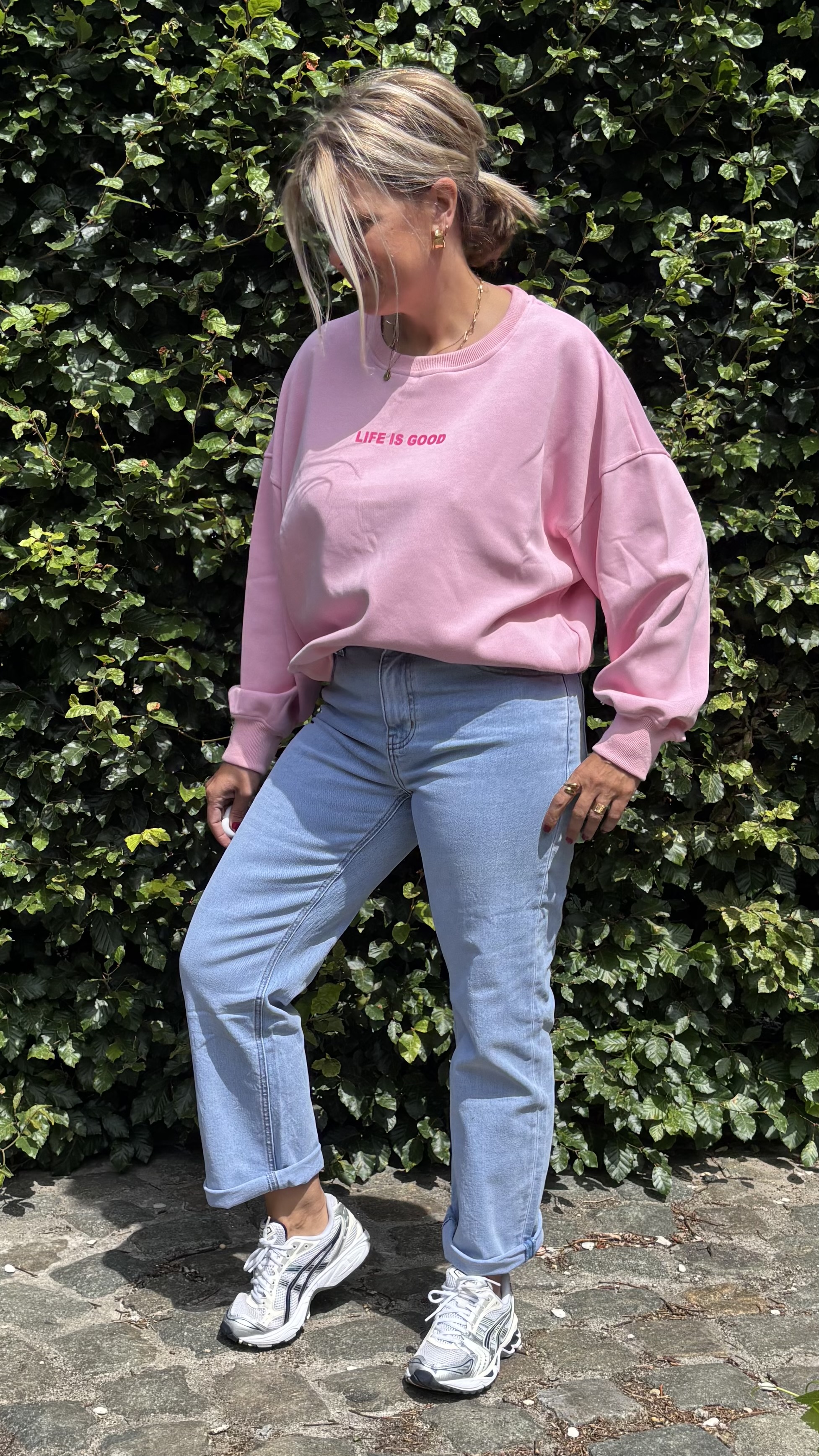 Sweater  'LIFE IS GOOD' TU roze