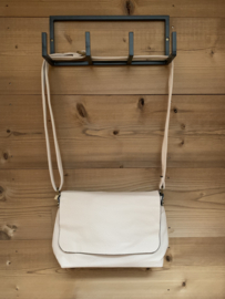 Handtas overslag  middenmaat creme