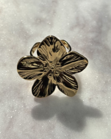 Ring grote bloem