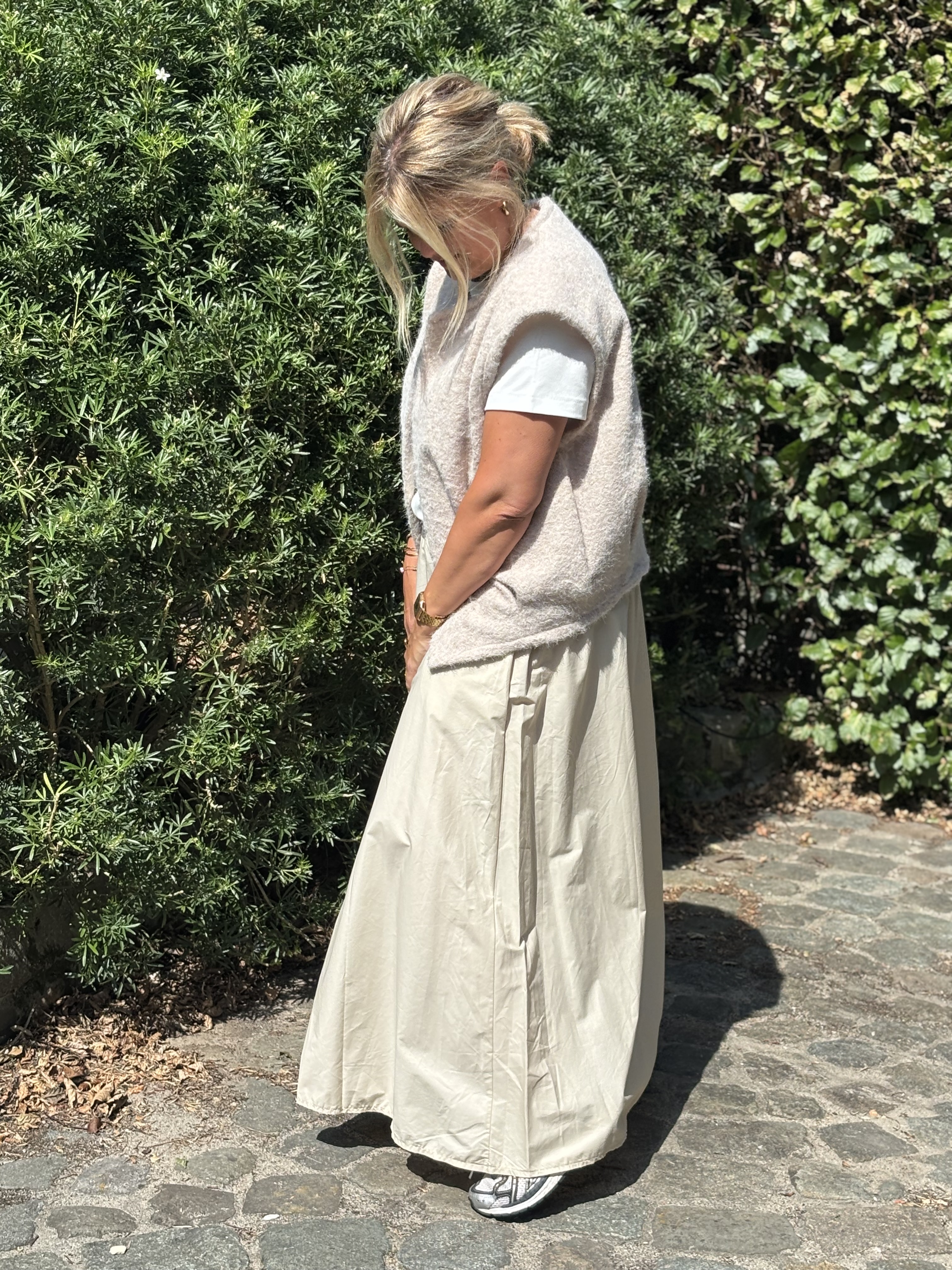 Rok Mira  TU Beige