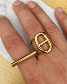 Ring Livia