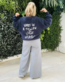 Sweater  'Happy in & million litle ways' donker blauw  TU