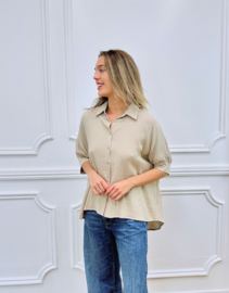 Hemdje Loes licht beige
