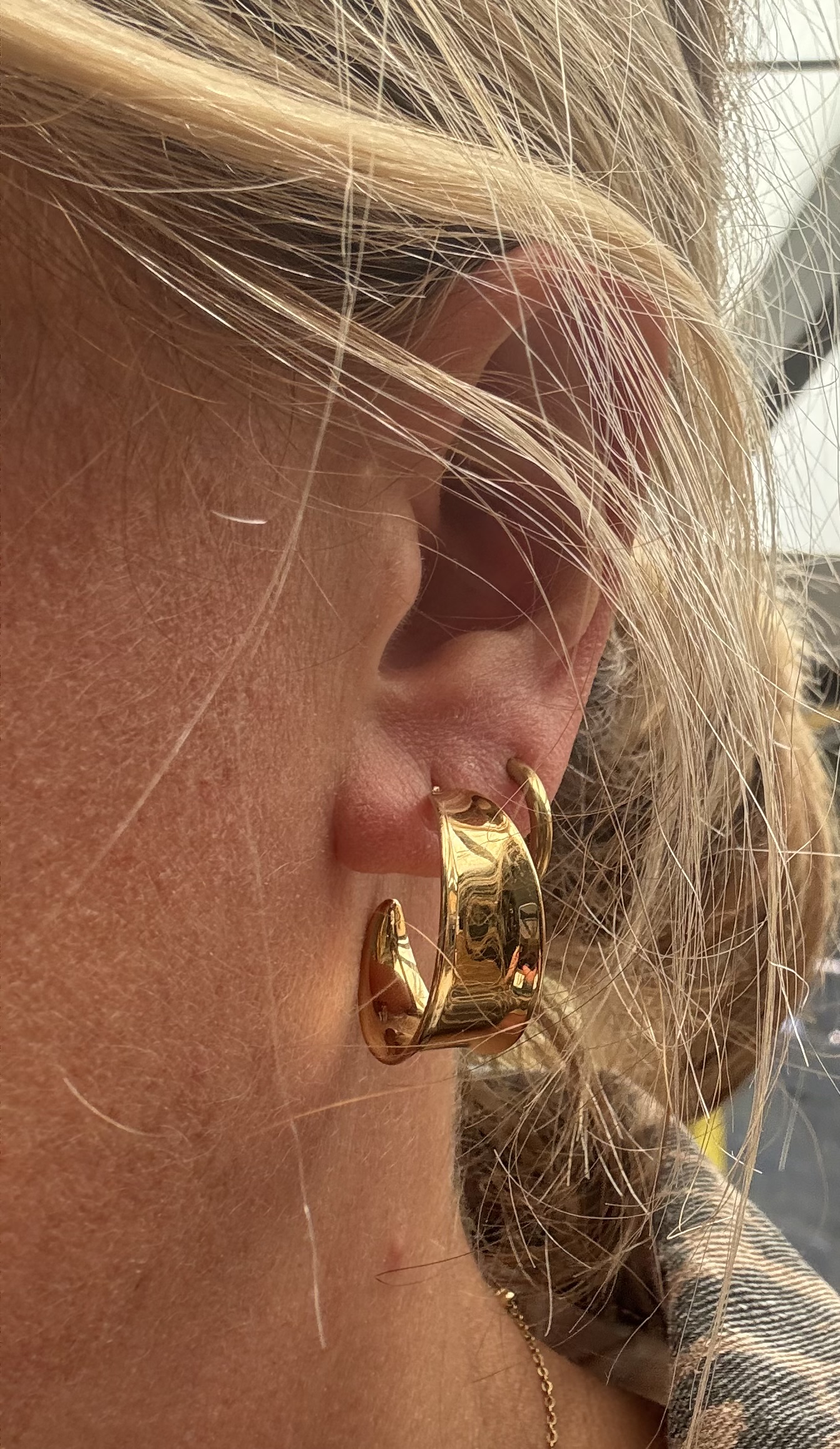 Hangoorbellen Manou goud