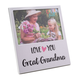 'Cheerfull', Aluminium fotolijst, 'Great Grandma'
