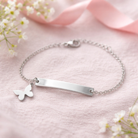 Kinder naam armbandje met vlinder, zilverkleur (Staal)