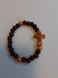 Kralenarmbandje met Tau-kruisje